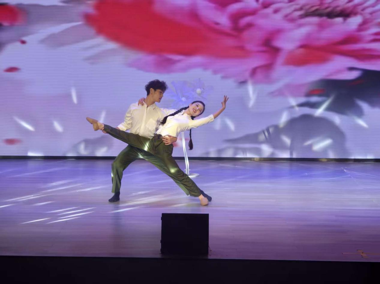 图片4.jpg 图片4.jpg