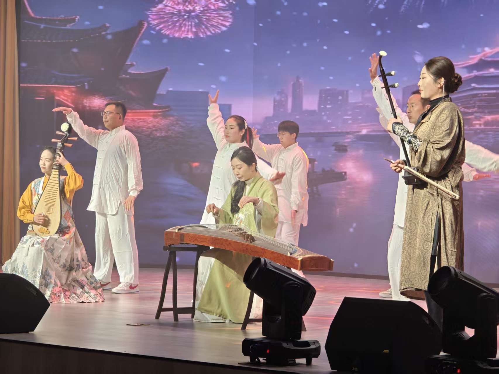 图片3.jpg 图片3.jpg